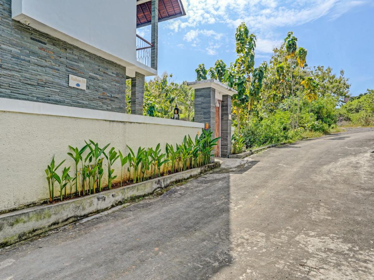 Oyo 91123 Madhava 108 Ungasan (Bali) Exterior photo